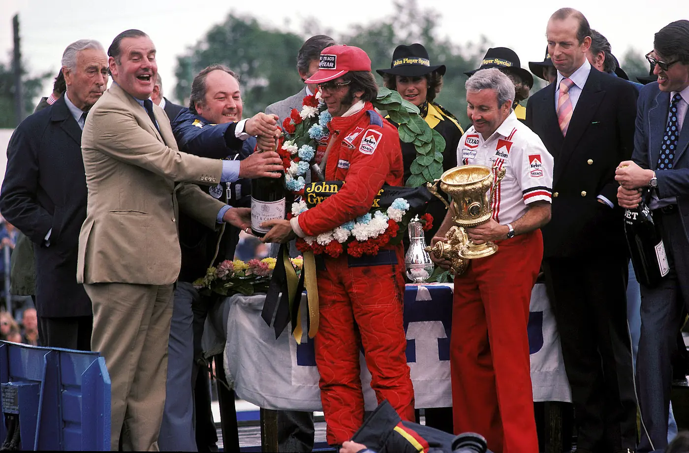 1975