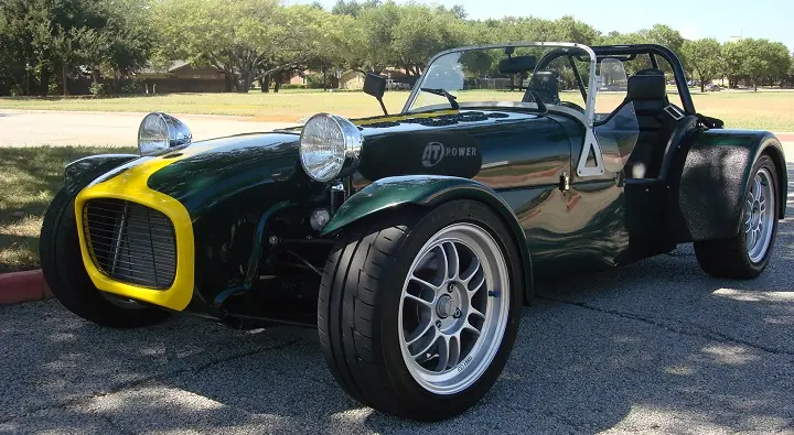 7 autos hechos en África.