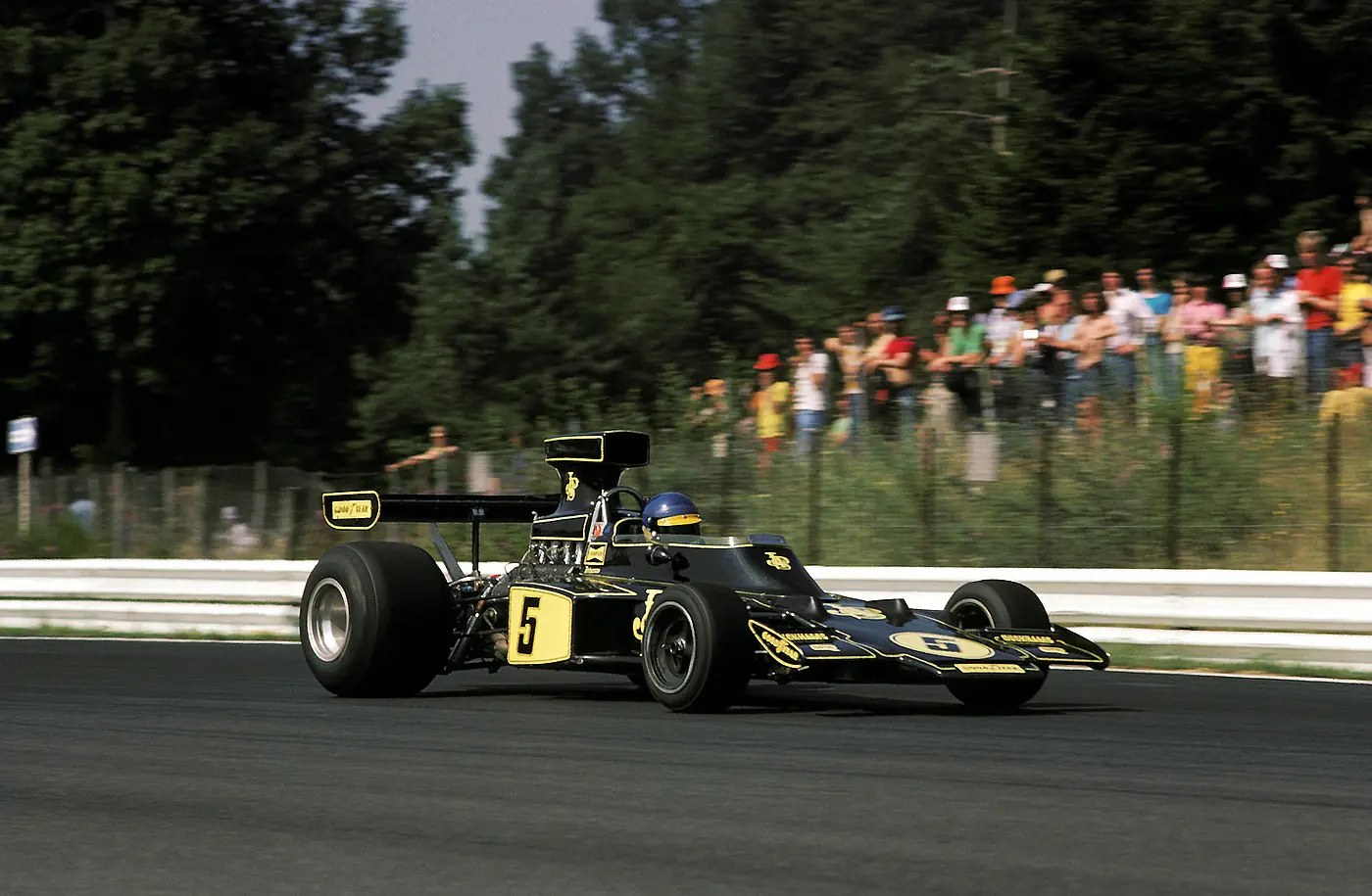 1975