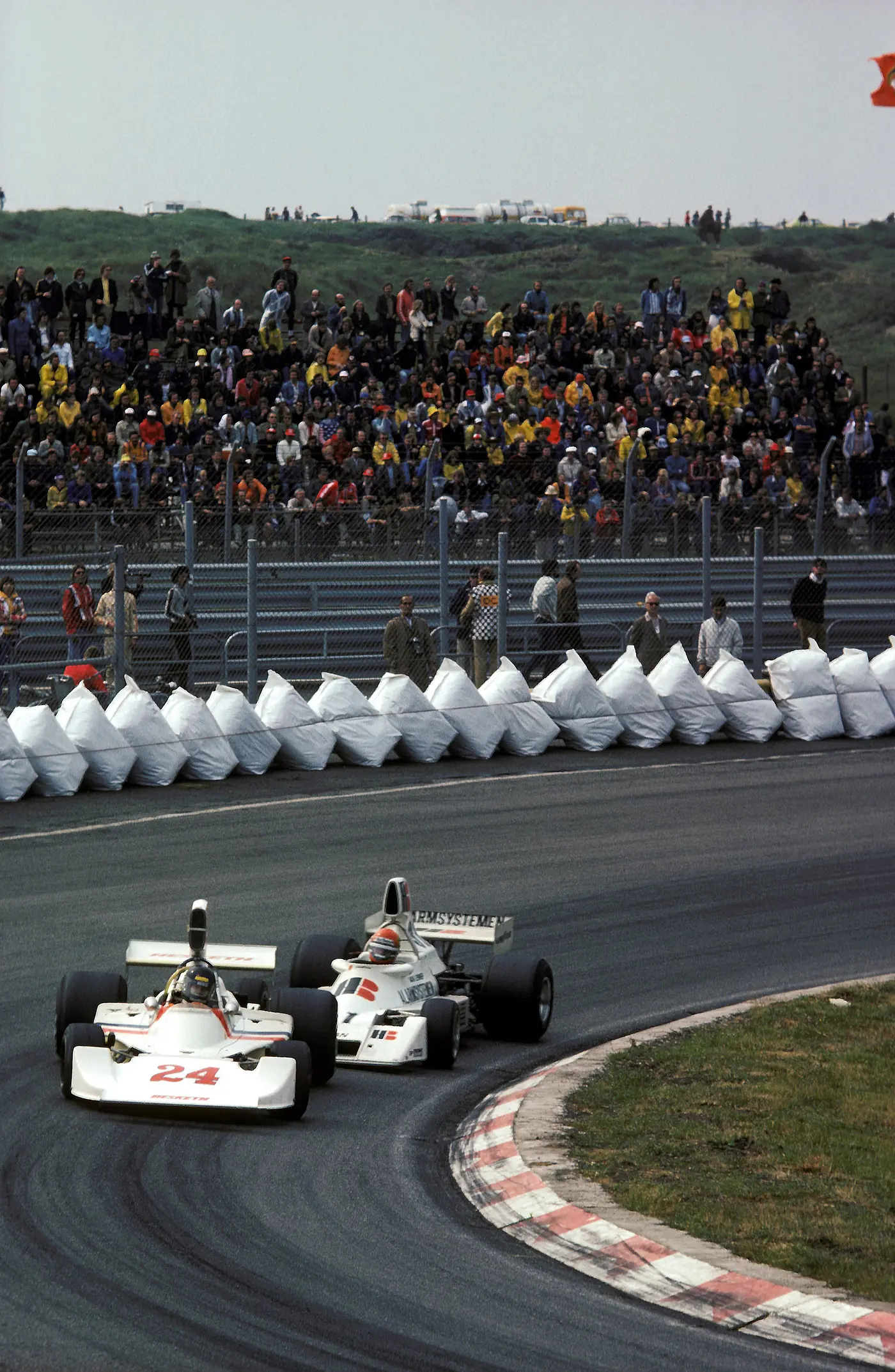 1975