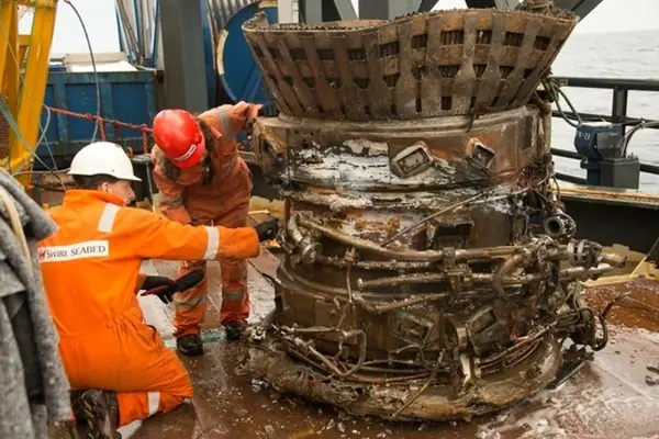 20 objetos enormes encontrados bajo el mar