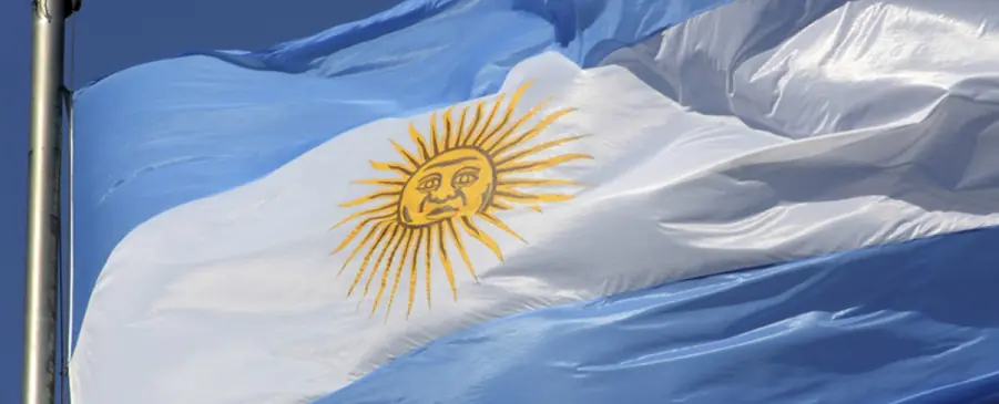 ¡Feliz Día de la Bandera!