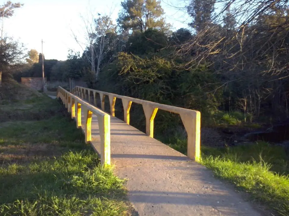 Pueblo turismo visita caminar paisaje