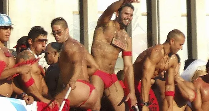 "Los hombres gay son biologicamente superiores"