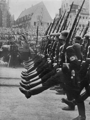 nazis