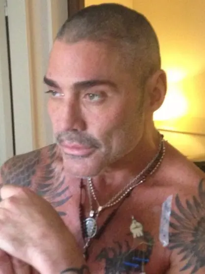 pelado pelado