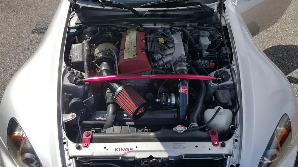 este Honda S2000 tiene 600cv y cuesta unos 18.000 euros este Honda S2000 tiene 600cv y cuesta unos 18.000 euros
