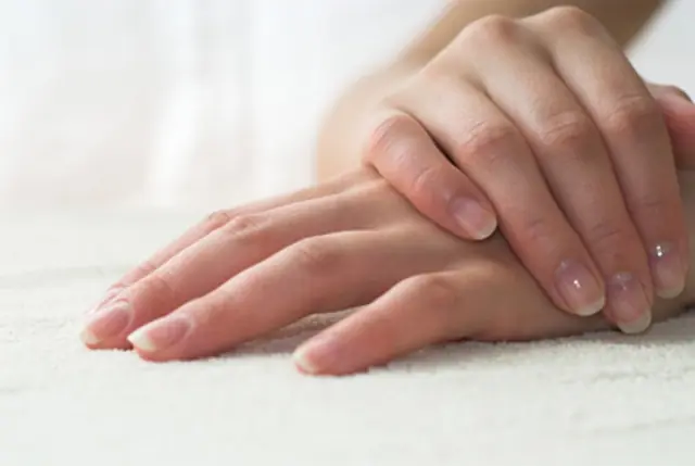 Tus manos te delatan: cuando las uñas indican enfermedades Tus manos te delatan: cuando las uñas indican enfermedades