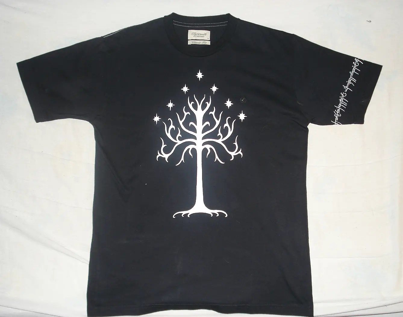 Queres tener tu propia remera con tu diseño ? Entra !