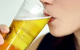 ¿10 razones del porque tomar cerveza es saludable?