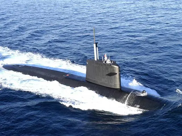 Corea del Norte construye un submarino tiburón