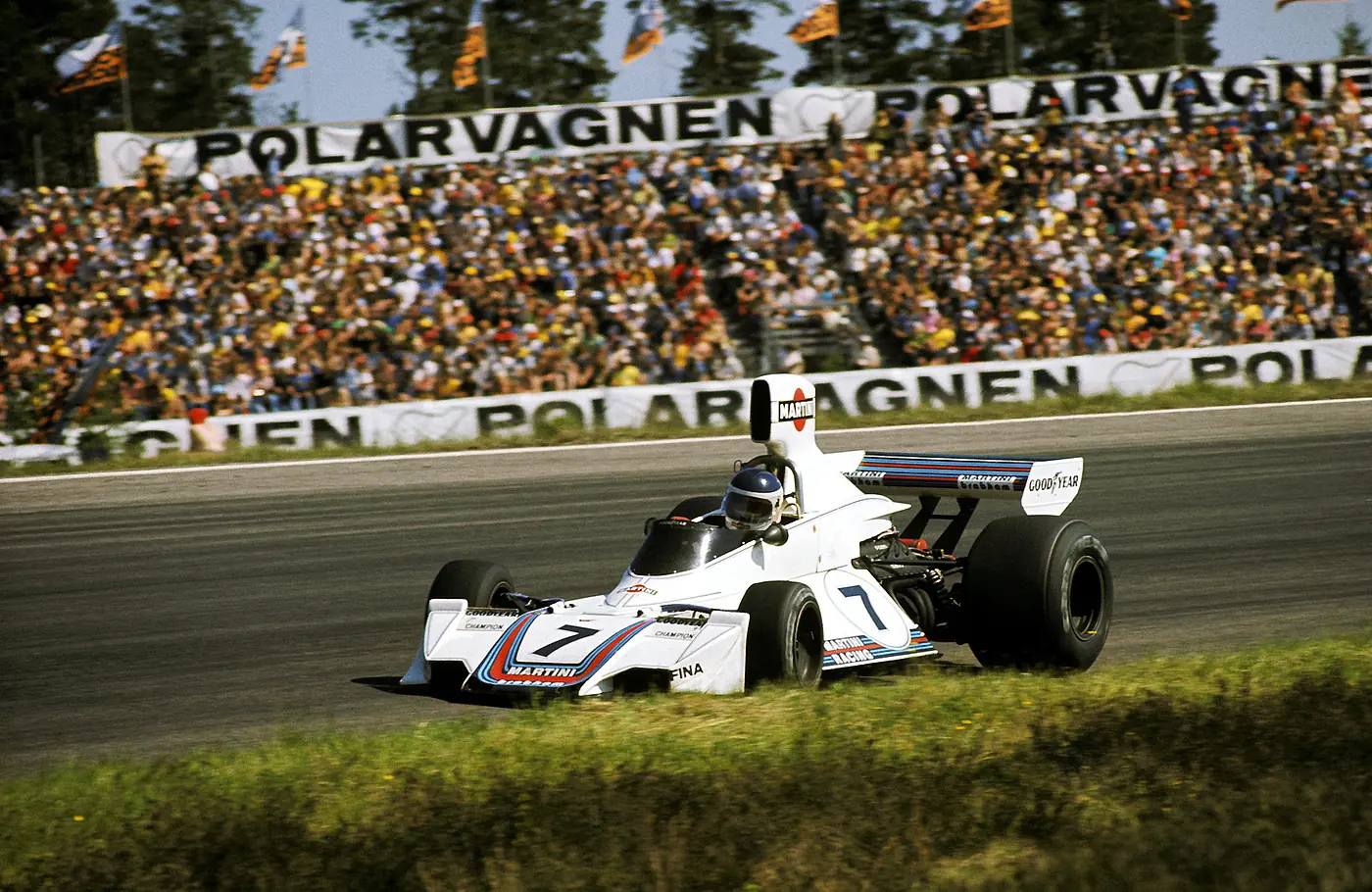1975