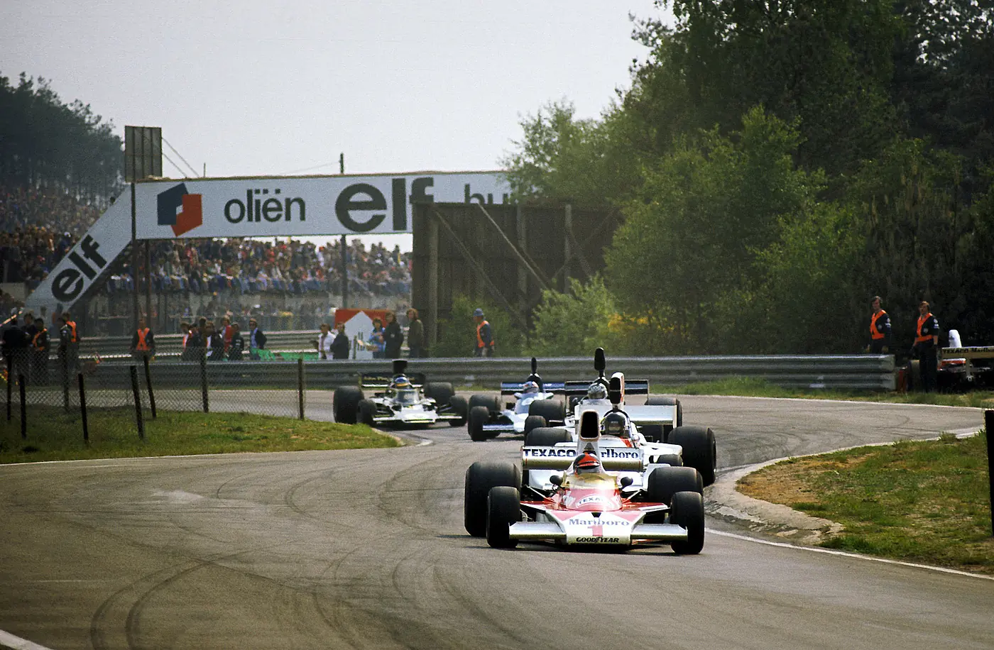 1975