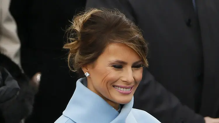 Furia e indignación de mexicanos por Foto de Melania Trump