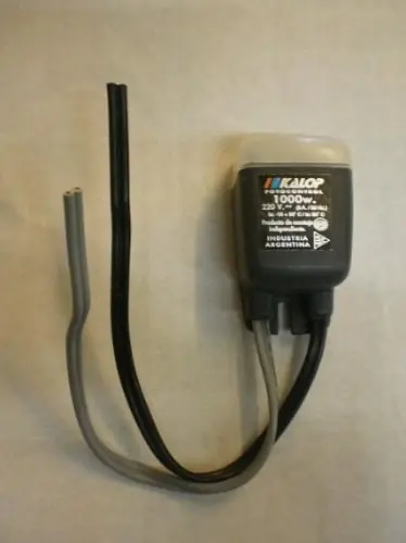 instalar lampara para que encienda en la oscuridad