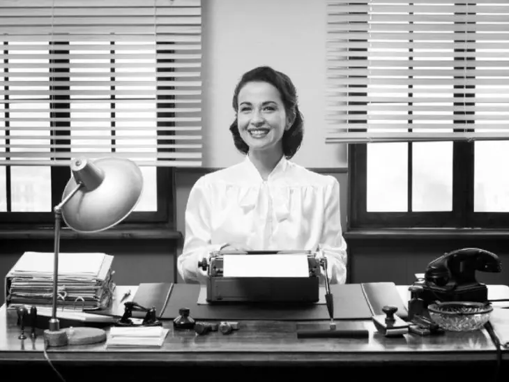 Estrictas reglas que debían seguir las secretarias en los 50