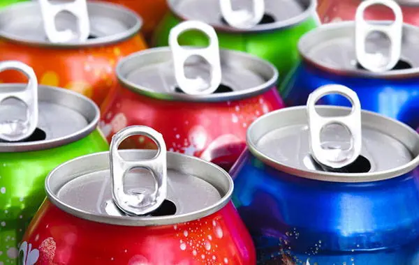 Razón por la que no deberías tomar refrescos de dieta