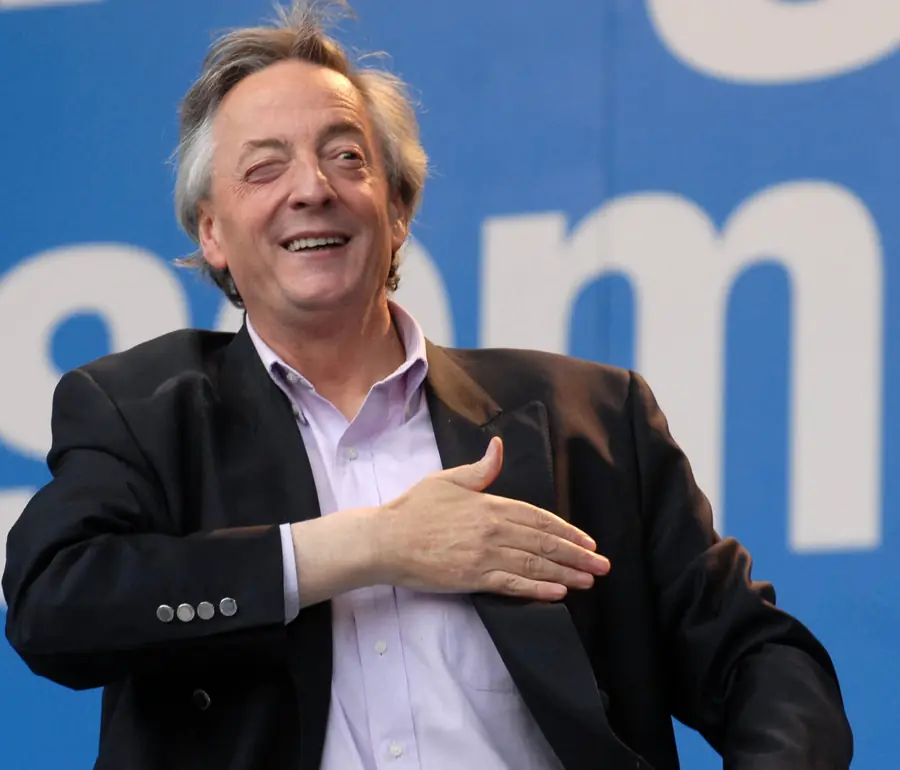 Lanzan "Movimiento Patriótico Néstor Kirchner"