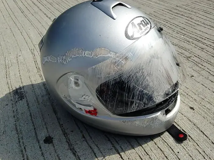 Razones por las que siempre deberías llevar casco