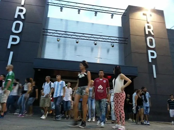No conoces el tropitango bailable? Entra papa.