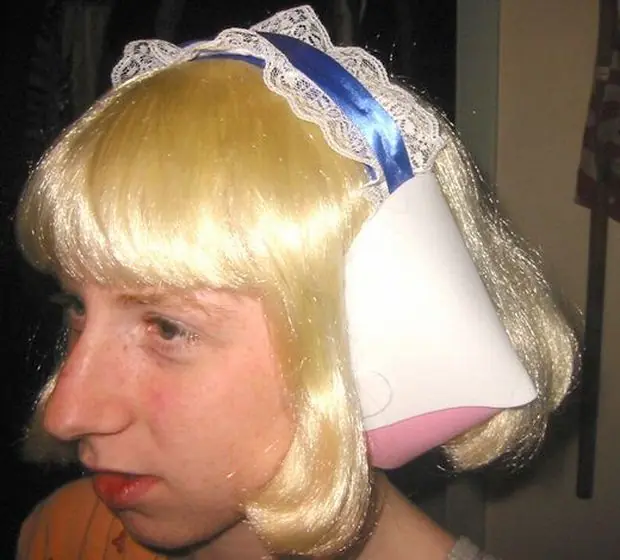 cosplayers