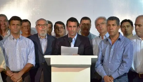 politicos de oposicion