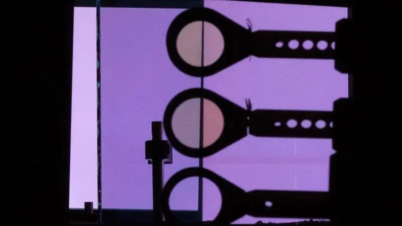 Estas gafas de visión superhumana te permiten ver colores