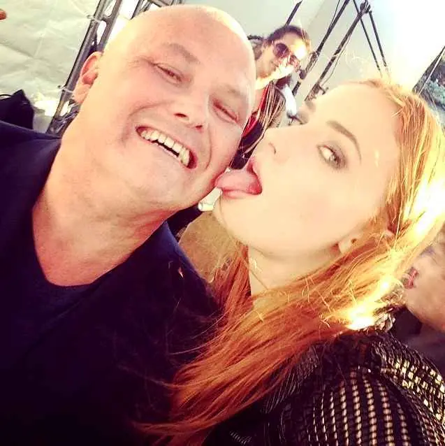 Homenaje a la pendeja mas hermosa del momento :Sophie Turner