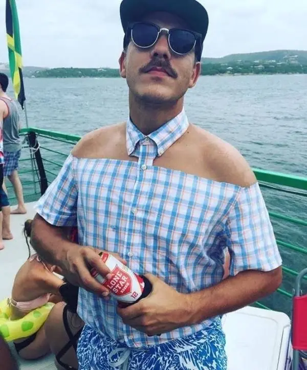 Sábado y en el laburo? Relajate Maquinola - MacriWeek