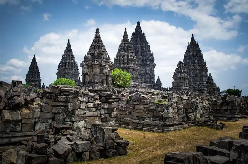 Pasa y aprende sobre: Camboya