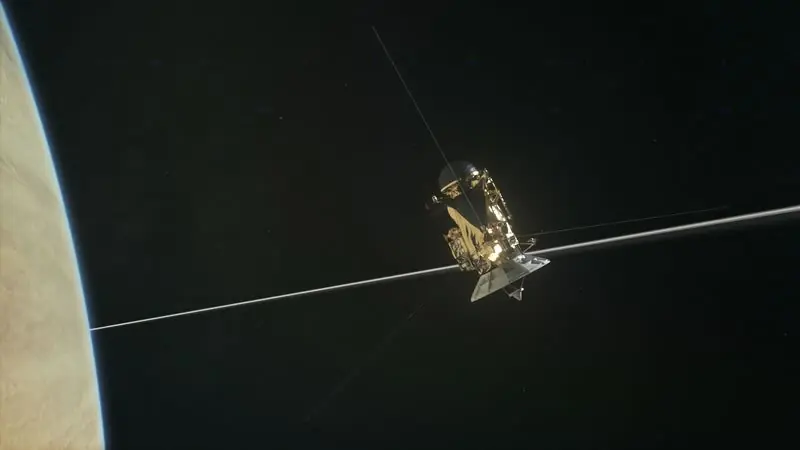 Cassini Encuentra el Gran Vacio Cerca de Saturno
