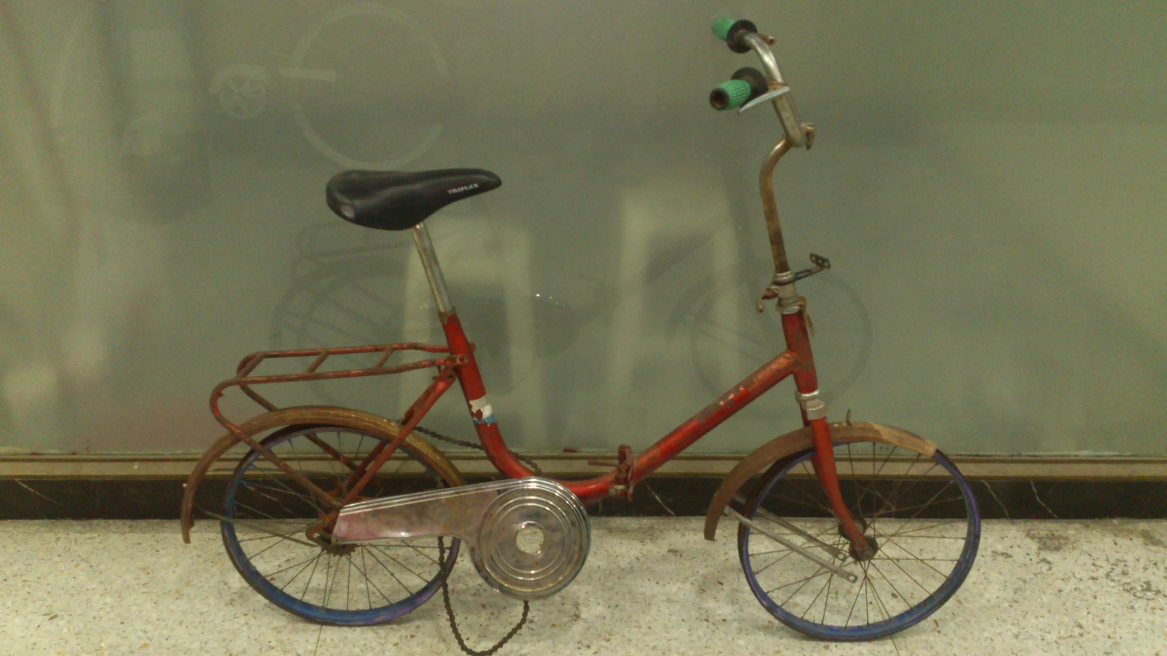 Así restauré una antigua bicicleta plegable.