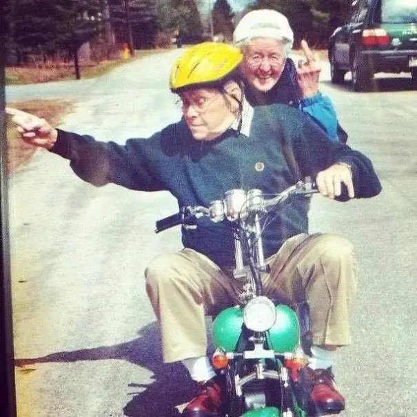 Estos abuelos son mas jóvenes que tu