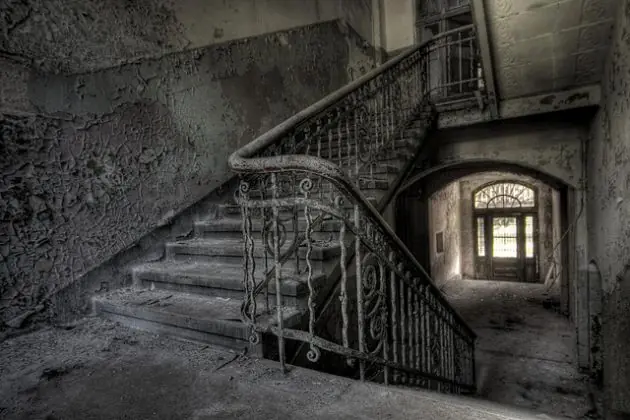 hospitales tenebrosos