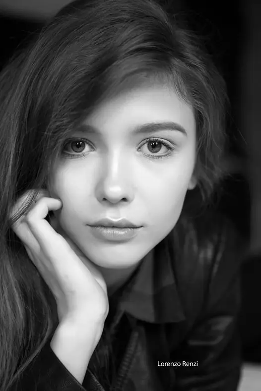 Milla Azul, Erotic Model ¿hará esas cosas?