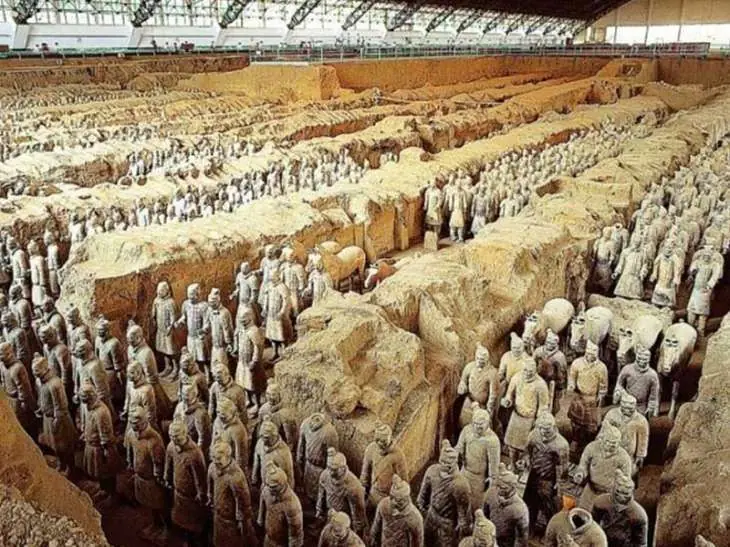 arqueologos