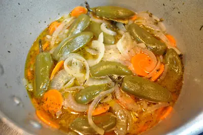 chiles en vinagre chiles en vinagre
