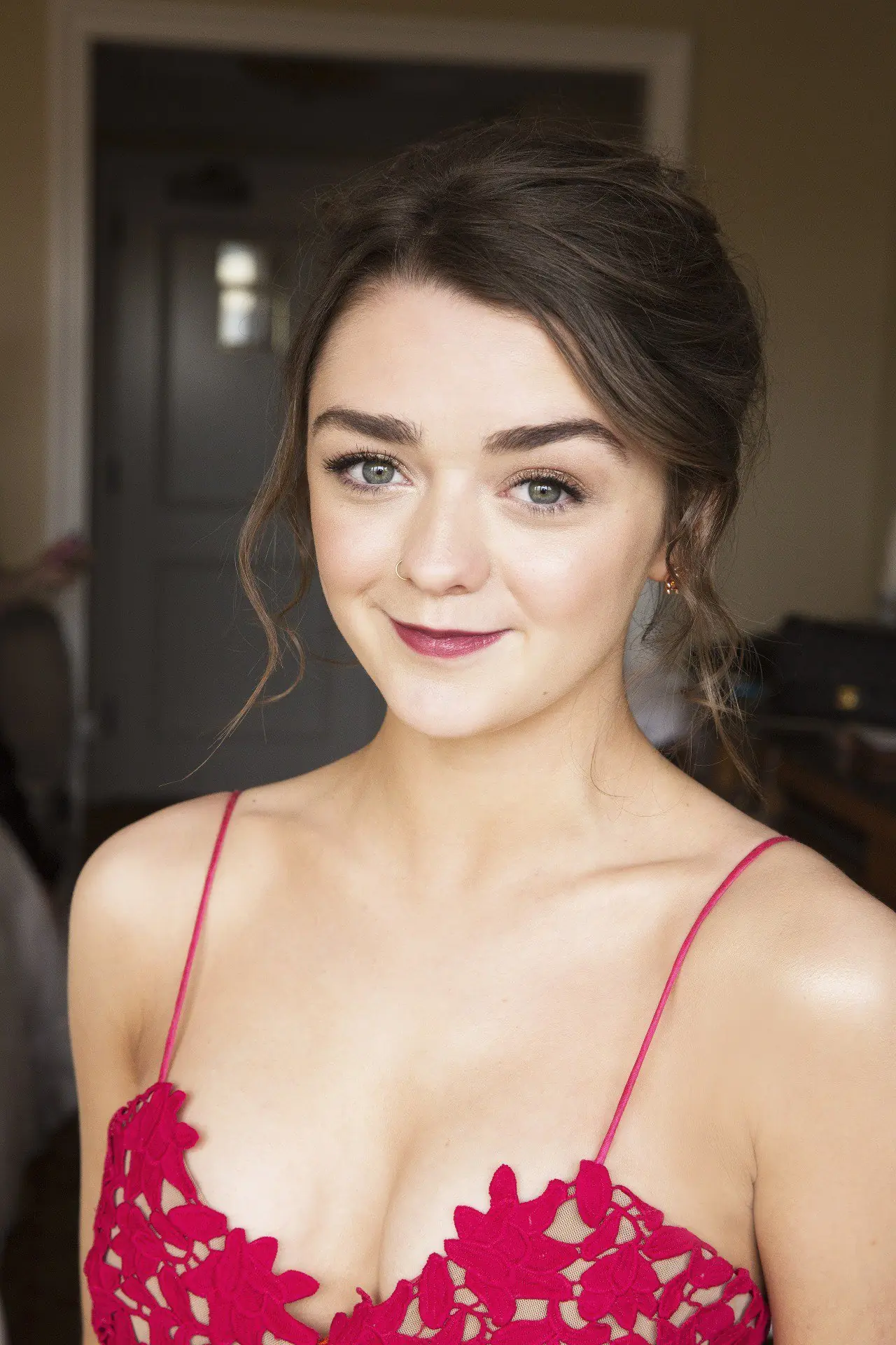 Se filtra video prohibido de Maisie Williams