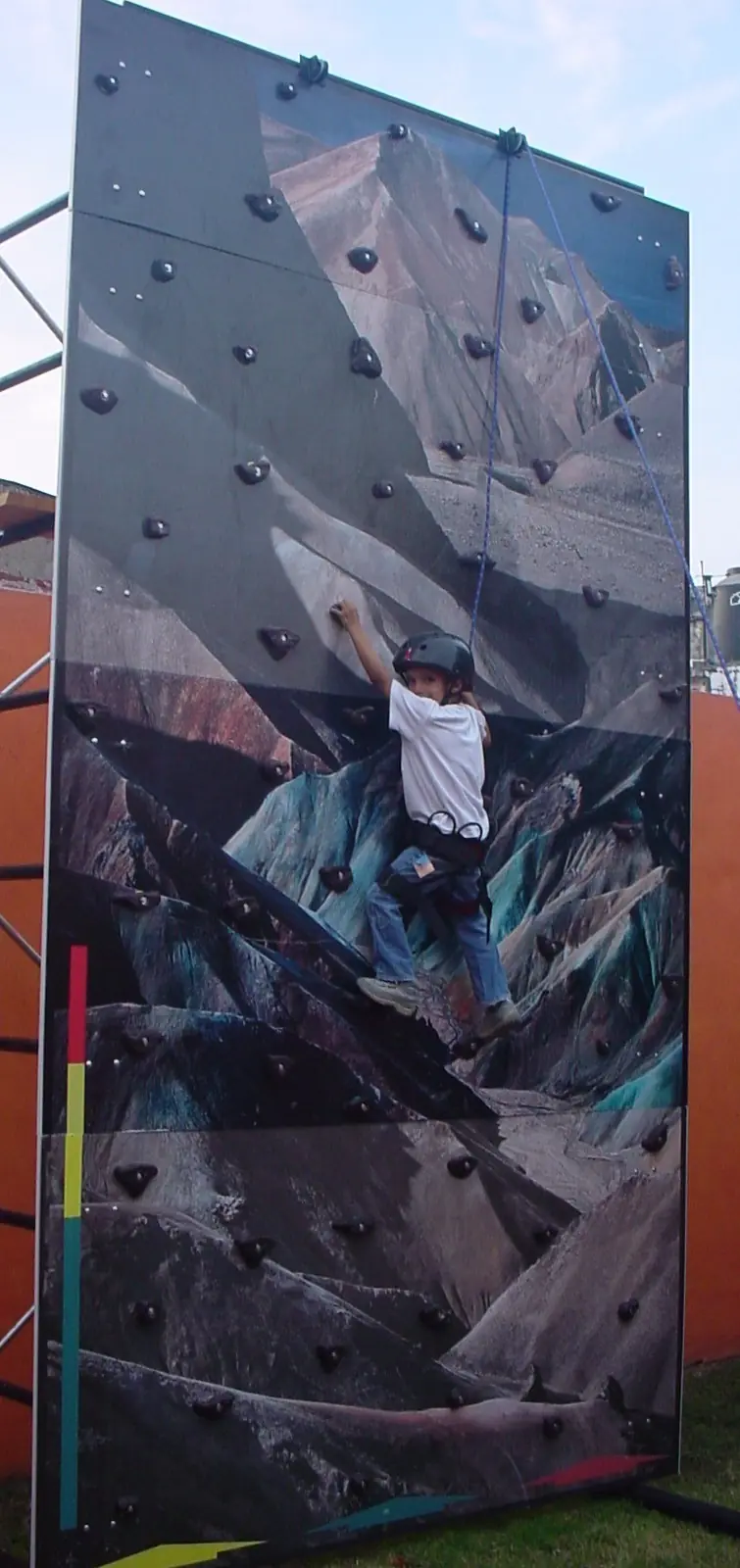 Hice un muro de escalada desmontable, haz el tuyo