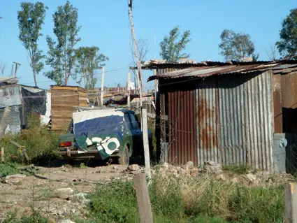 Todos son chorros en una villa?como es vivir en una?