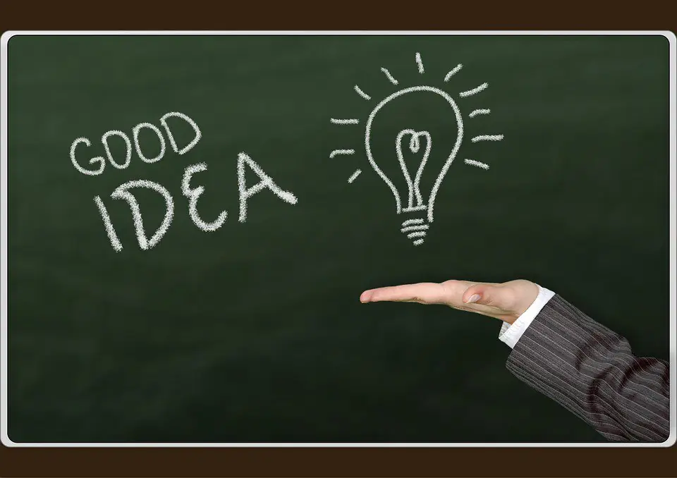A formar las emociones y el liderazgo personal.