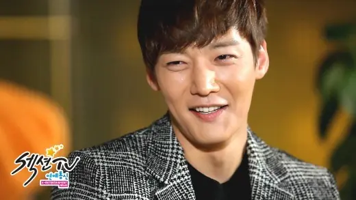Choi Jin Hyuk en vez de abrazar prefiere besar