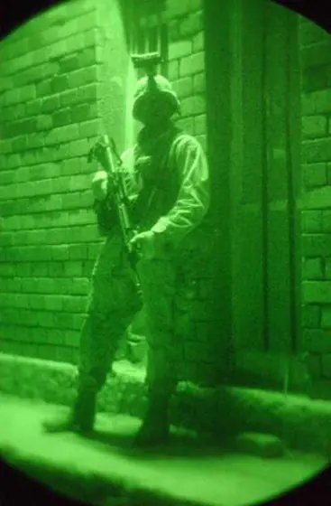 Sabías como funcionan las Gafas de visión nocturna ?
