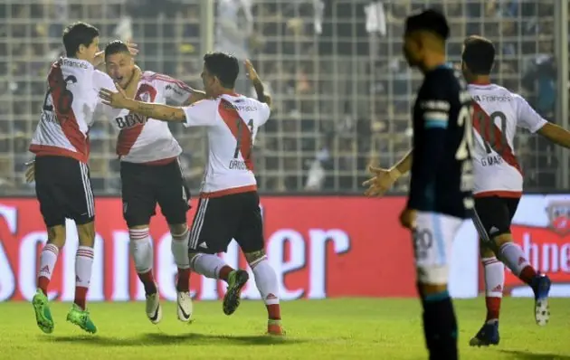 Hagamos top a la pesadilla de Boca a 2 punto de la cima!