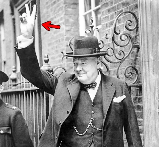 7 Signos y simbolos famosos que nadie sabe su significado!