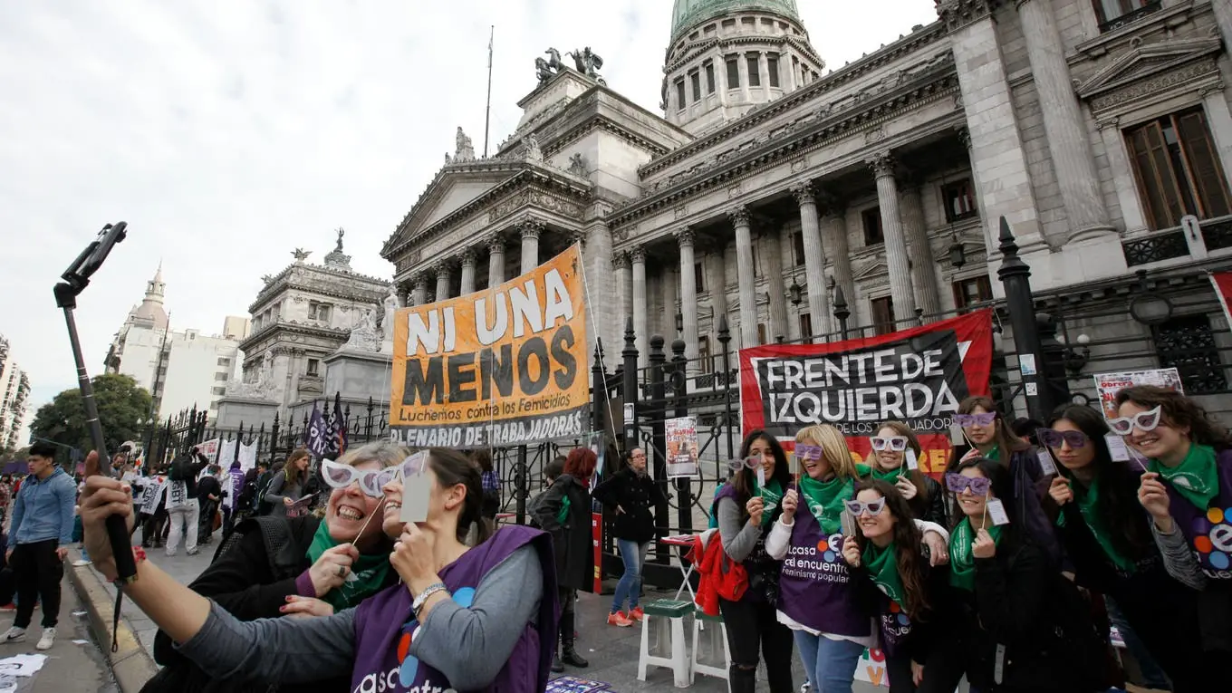 Sobre la marcha de Ni Una Menos que no te deja comentar