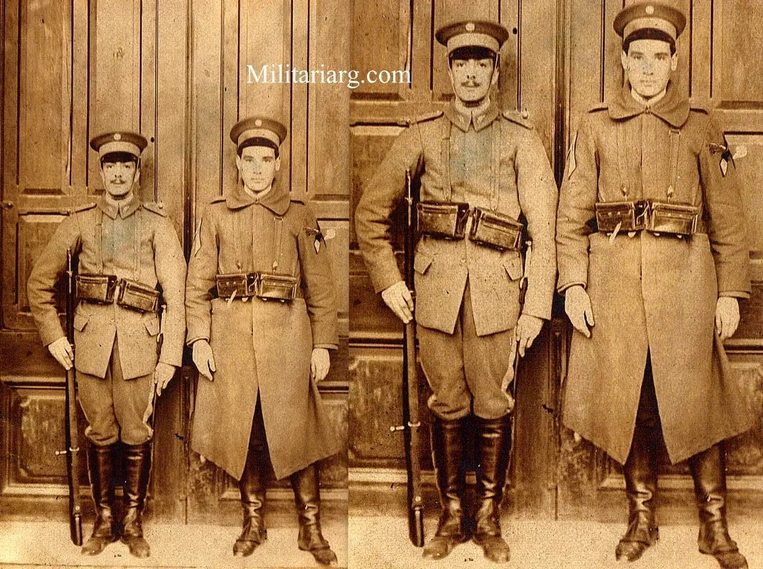 Los antiguos uniformes del Ejército Argentino.