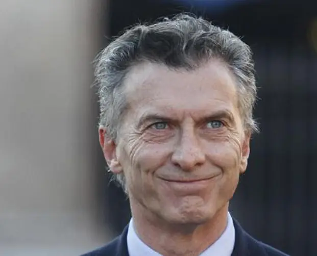 Dibuje a Macri y te lo muestro (Paint)