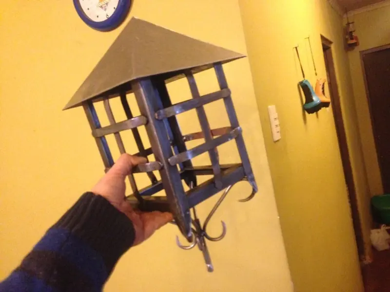Estoy construyendo un farol para el patio (pt1)