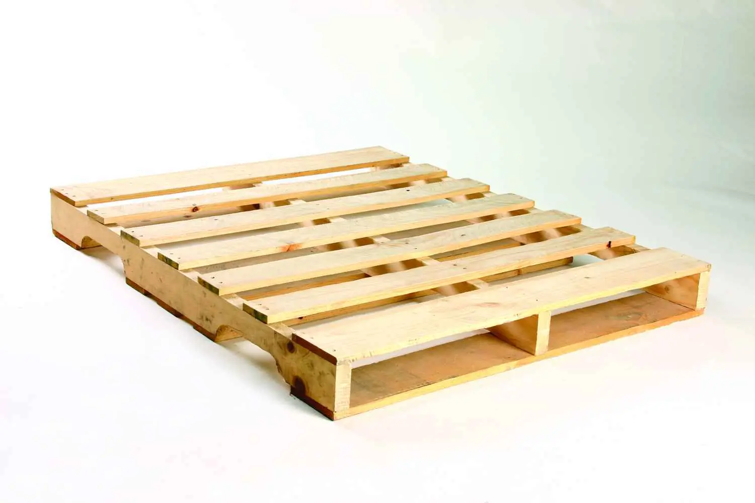 Muebles hechos con tarimas para tu casa!